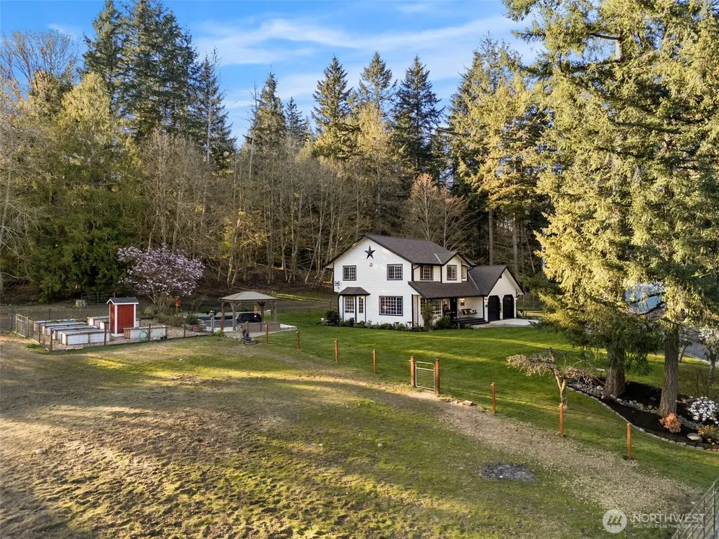 3594 Salmonberry Drive SE Port Orchard WA 98366