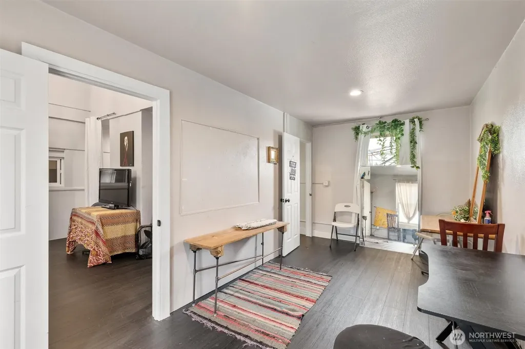 117 E Division Street Arlington WA 98223