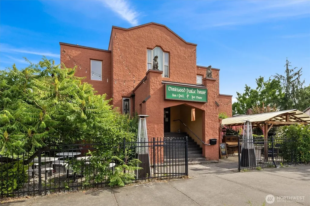 117 E Division Street Arlington WA 98223