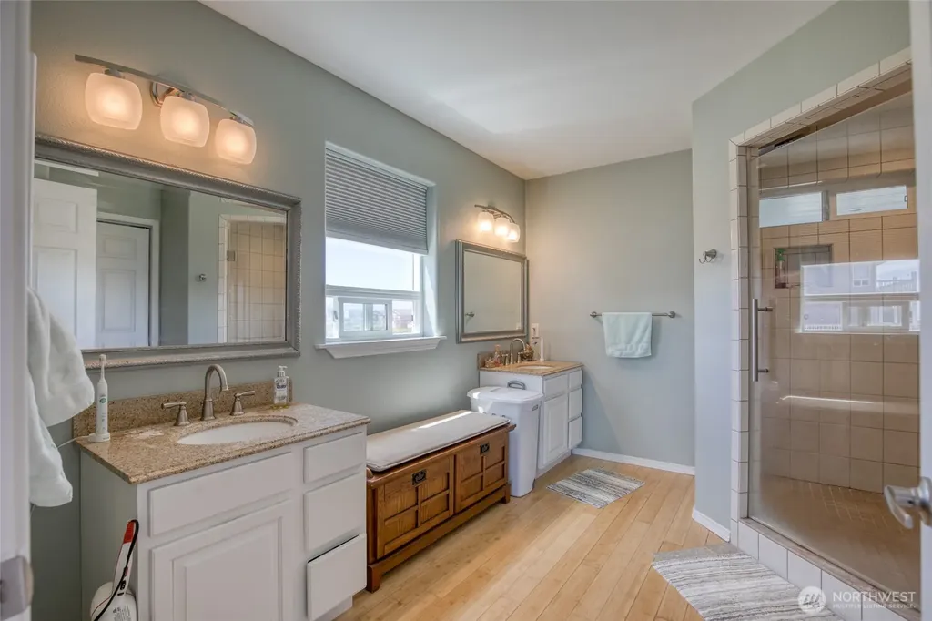 1477 Ocean Crest Avenue Ocean Shores WA 98569
