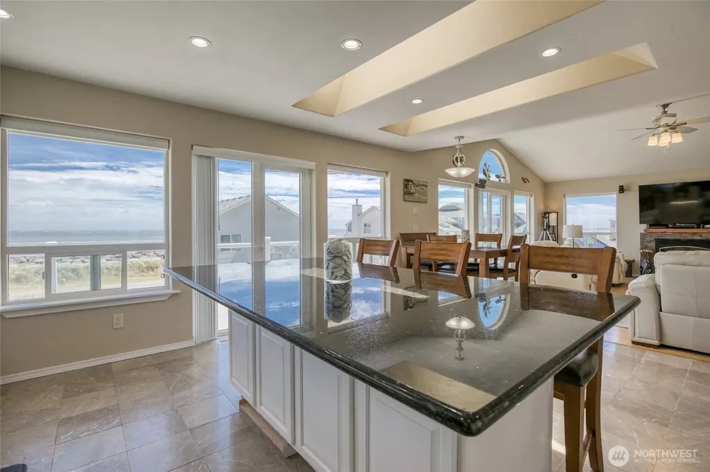 1477 Ocean Crest Avenue Ocean Shores WA 98569