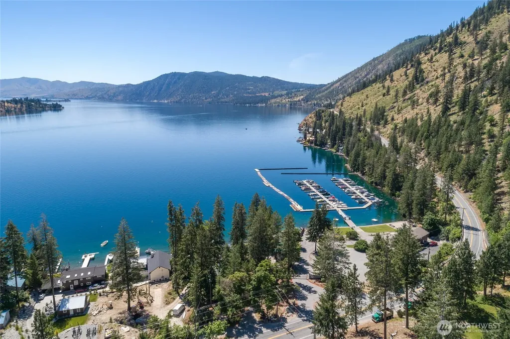 11155 S Lakeshore Road Chelan WA 98816