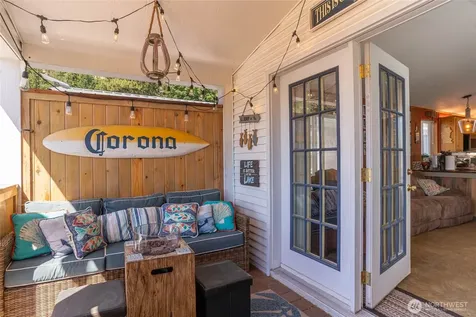 11155 S Lakeshore Road Chelan WA 98816