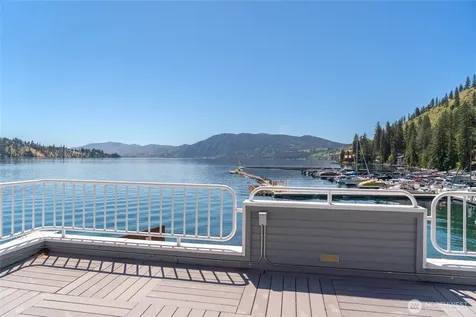 11155 S Lakeshore Road Chelan WA 98816