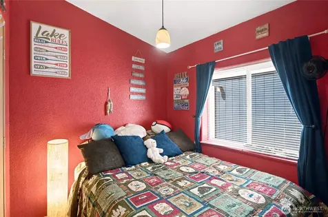 11155 S Lakeshore Road Chelan WA 98816