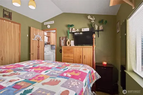 11155 S Lakeshore Road Chelan WA 98816