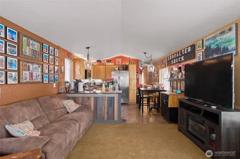 11155 S Lakeshore Road Chelan WA 98816