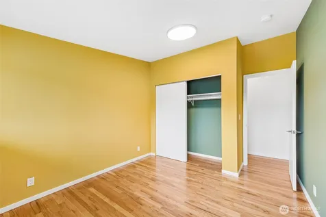 12456 SE 27th Street Bellevue WA 98005