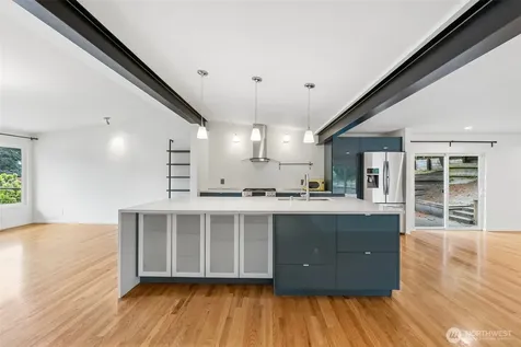12456 SE 27th Street Bellevue WA 98005