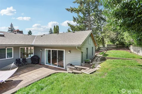 12456 SE 27th Street Bellevue WA 98005
