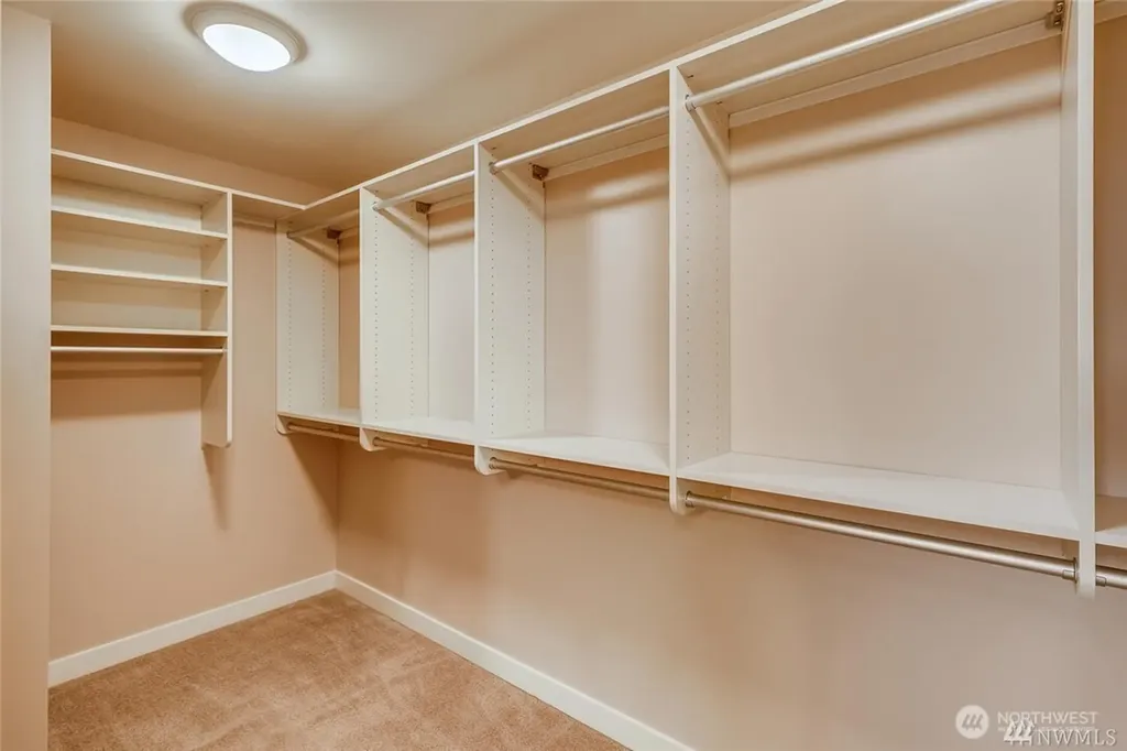 10610 NE 9th Place Bellevue WA 98004