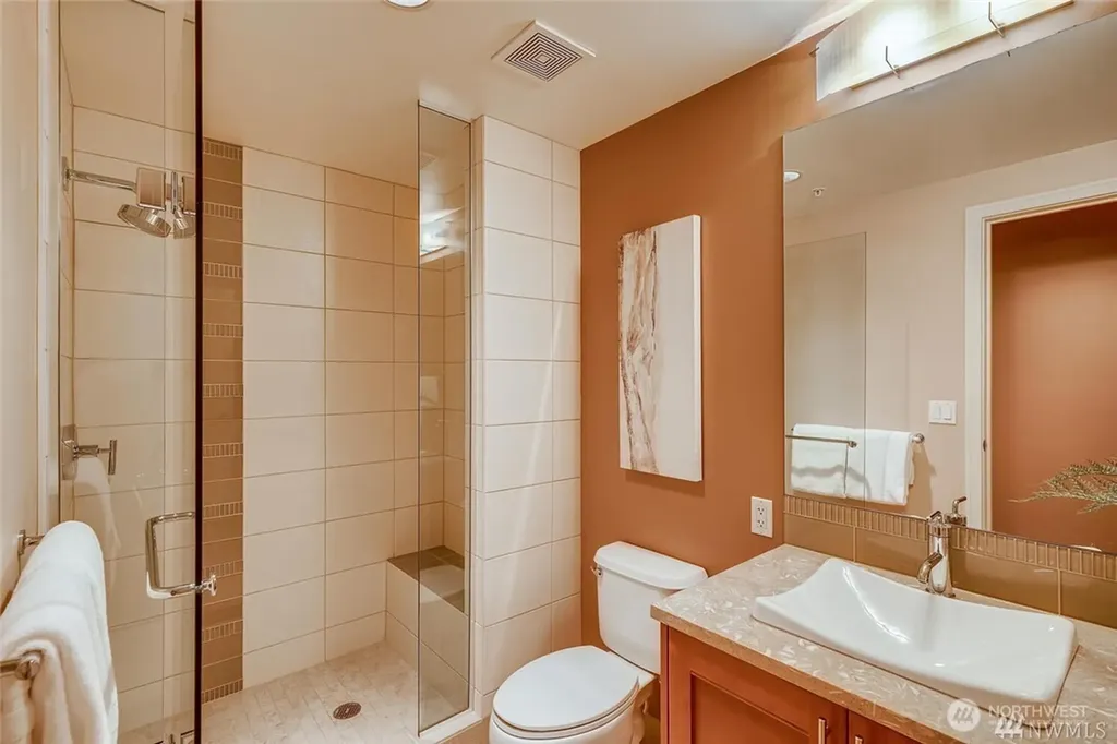10610 NE 9th Place Bellevue WA 98004