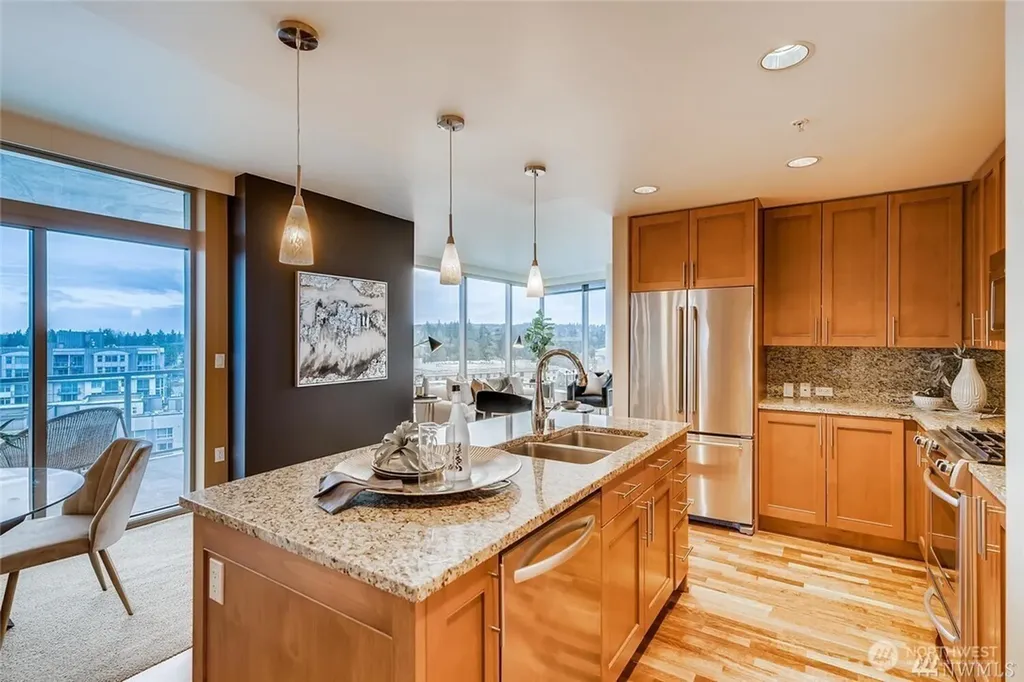 10610 NE 9th Place Bellevue WA 98004
