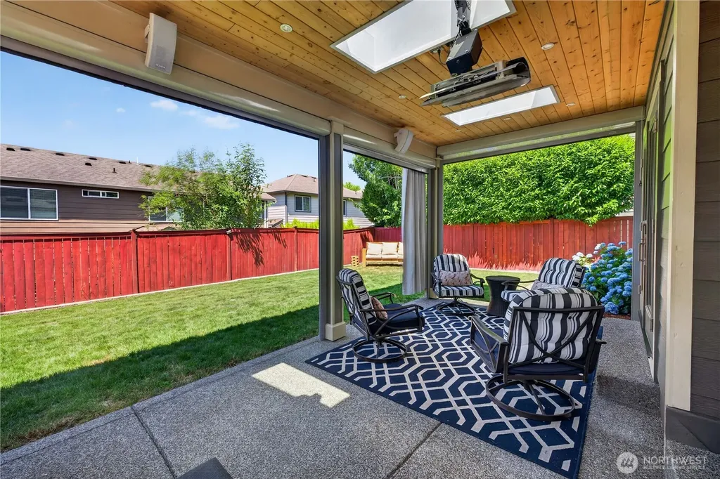 28213 225th Place SE Maple Valley WA 98038