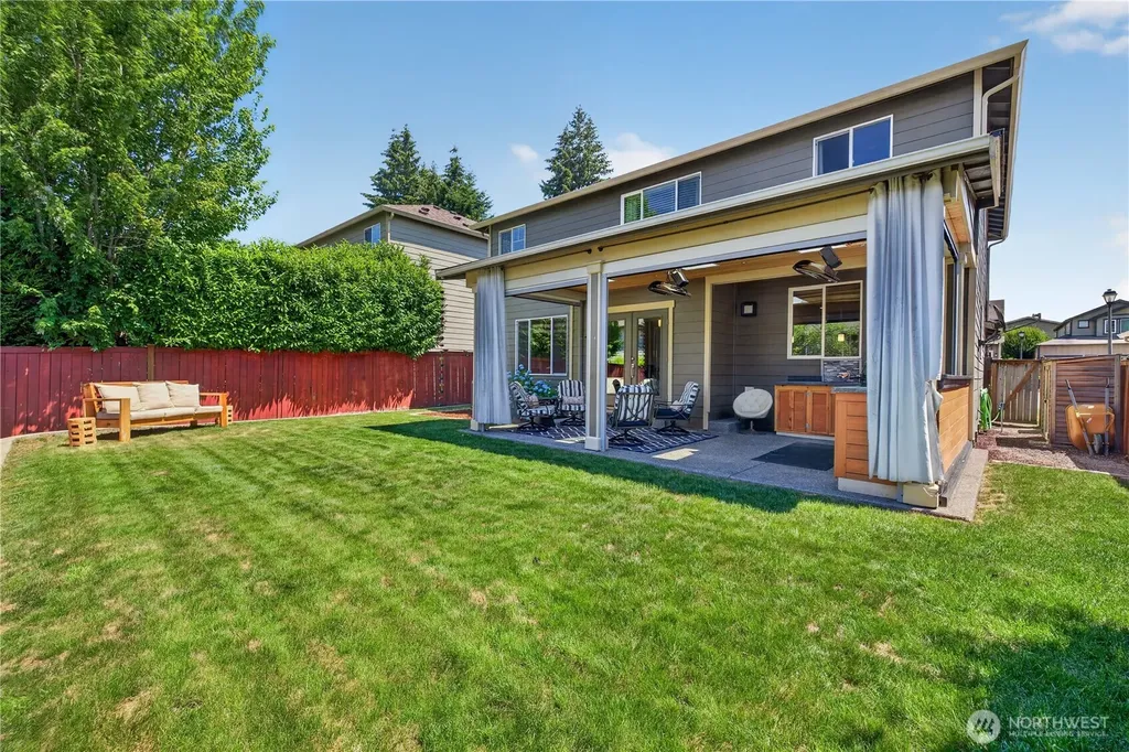28213 225th Place SE Maple Valley WA 98038