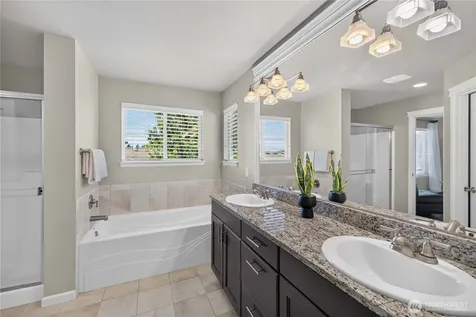 28213 225th Place SE Maple Valley WA 98038