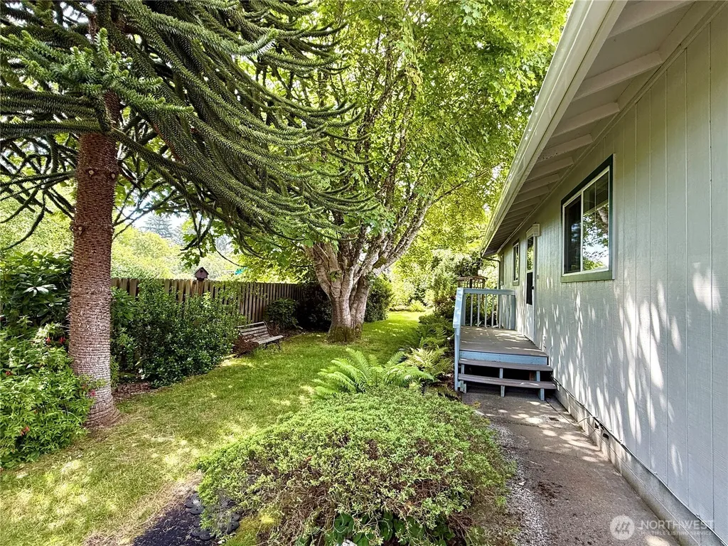 12912 N Alley Long Beach WA 98631