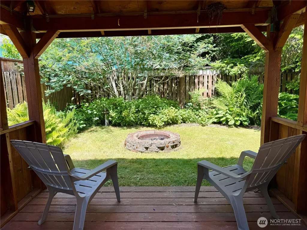 12912 N Alley Long Beach WA 98631