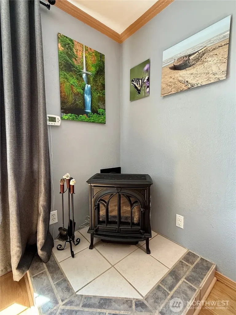 12912 N Alley Long Beach WA 98631