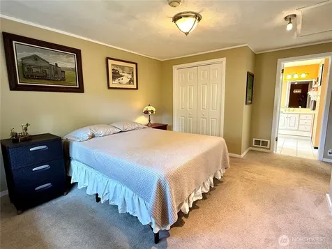 12912 N Alley Long Beach WA 98631