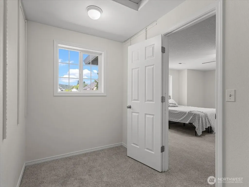 181 Marty Loop Woodland WA 98674