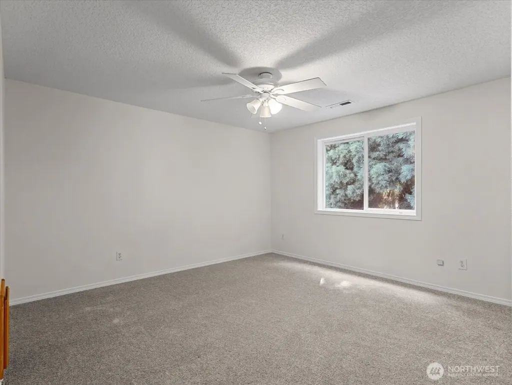 181 Marty Loop Woodland WA 98674