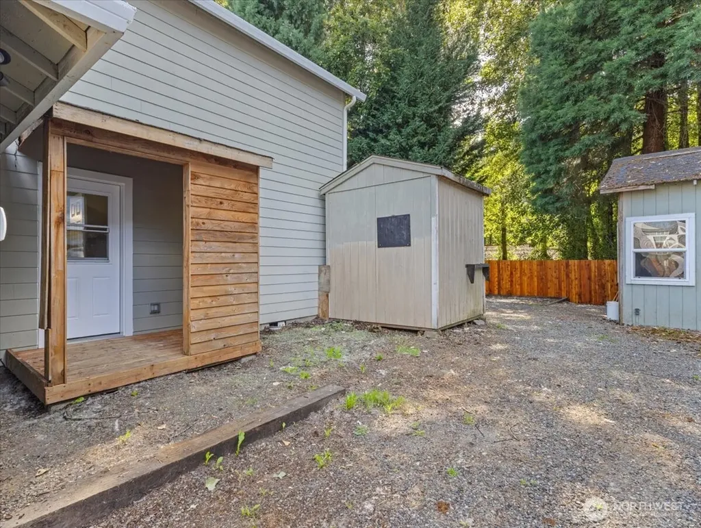 181 Marty Loop Woodland WA 98674