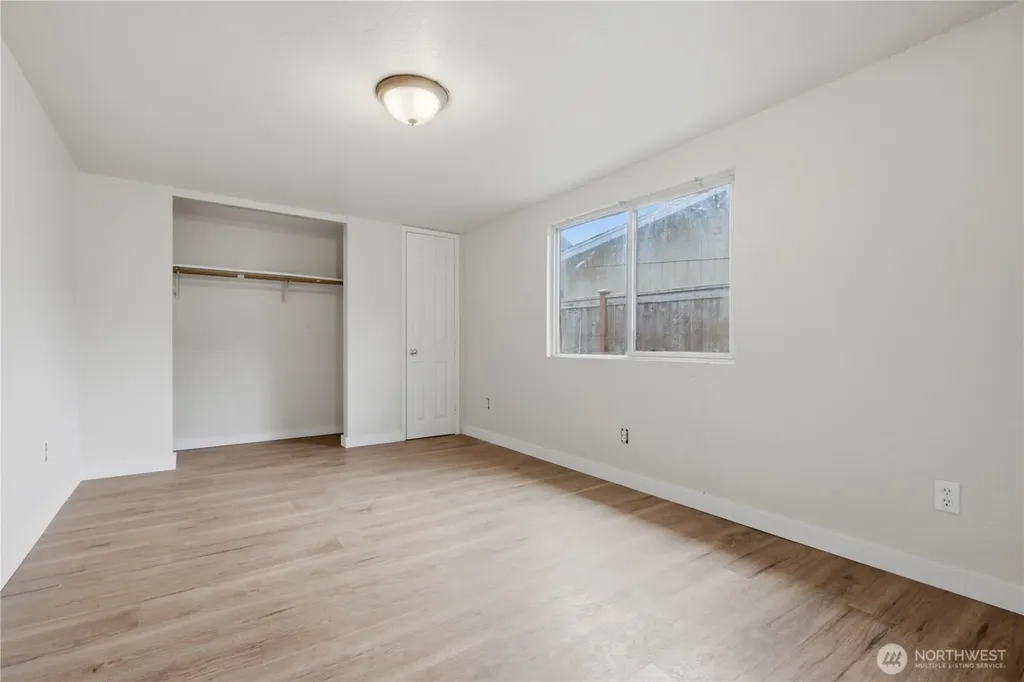 1126 Poindexter Avenue W Bremerton WA 98312