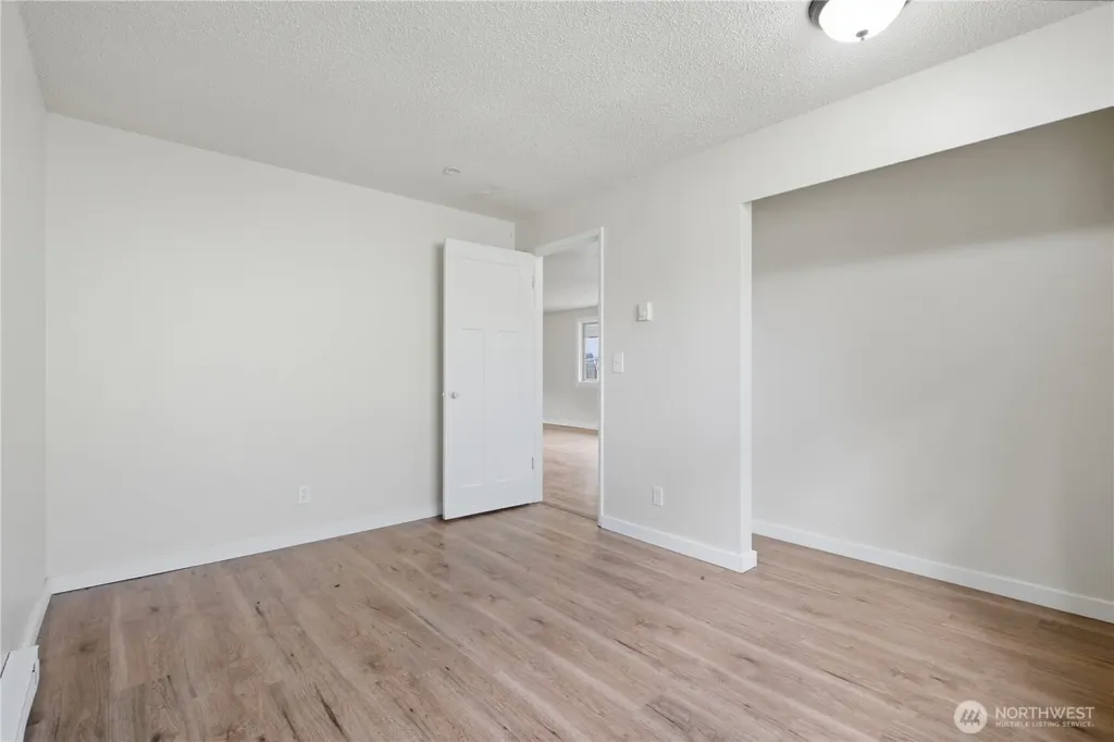 1126 Poindexter Avenue W Bremerton WA 98312