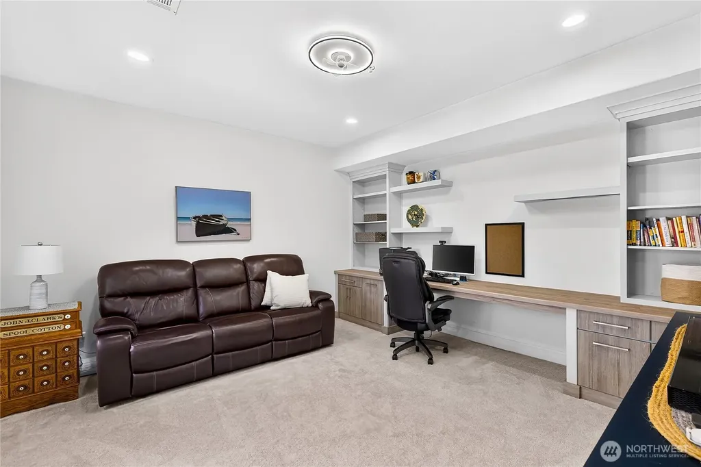 2427 Sundown Court Anacortes WA 98221