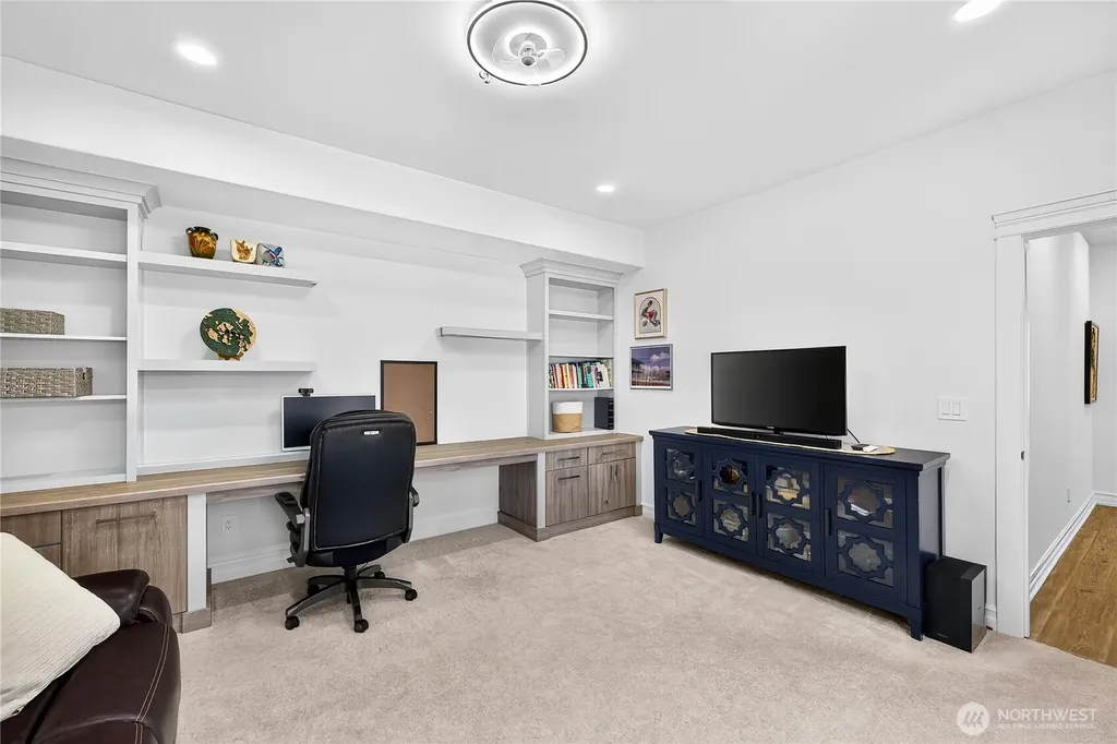 2427 Sundown Court Anacortes WA 98221
