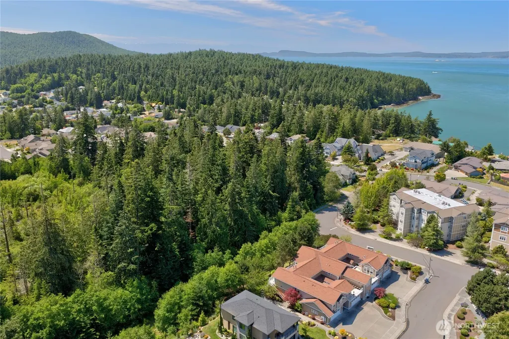 2427 Sundown Court Anacortes WA 98221