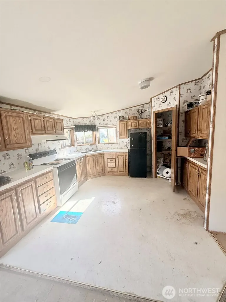 306 C Avenue N Conconully WA 98819