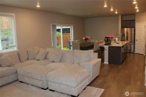 907 122nd Ave SE Lake Stevens WA 98258