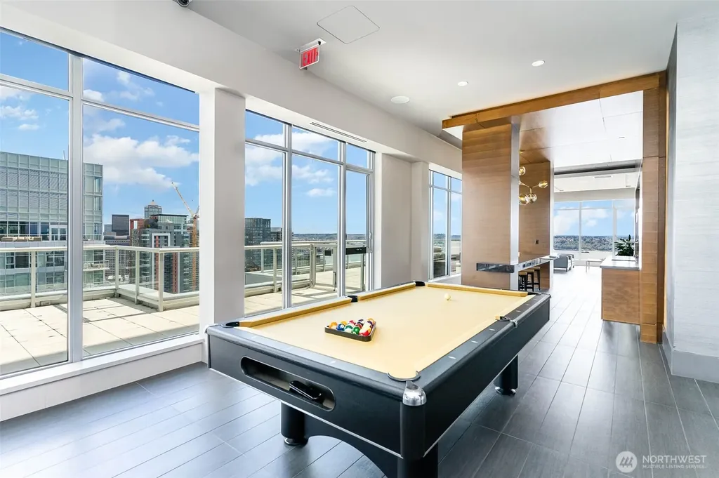 583 Battery Street Seattle WA 98112