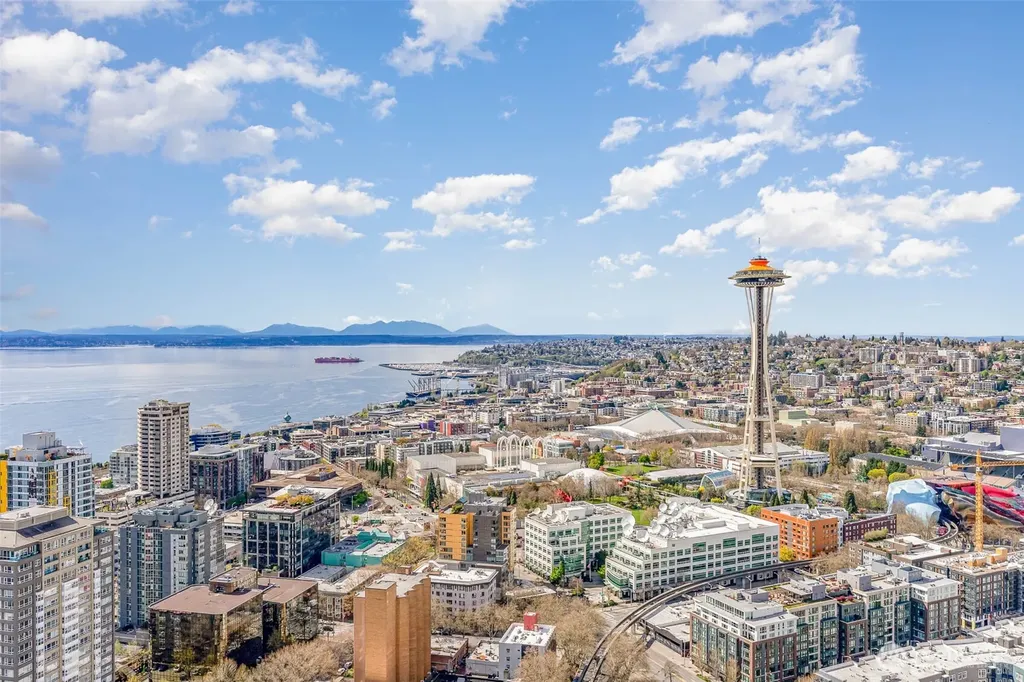 583 Battery Street Seattle WA 98112