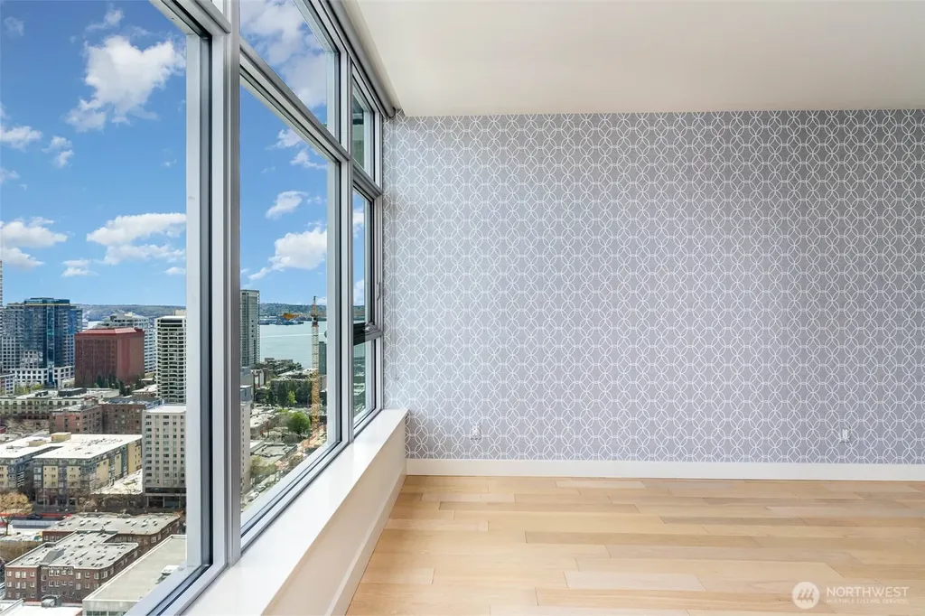 583 Battery Street Seattle WA 98112