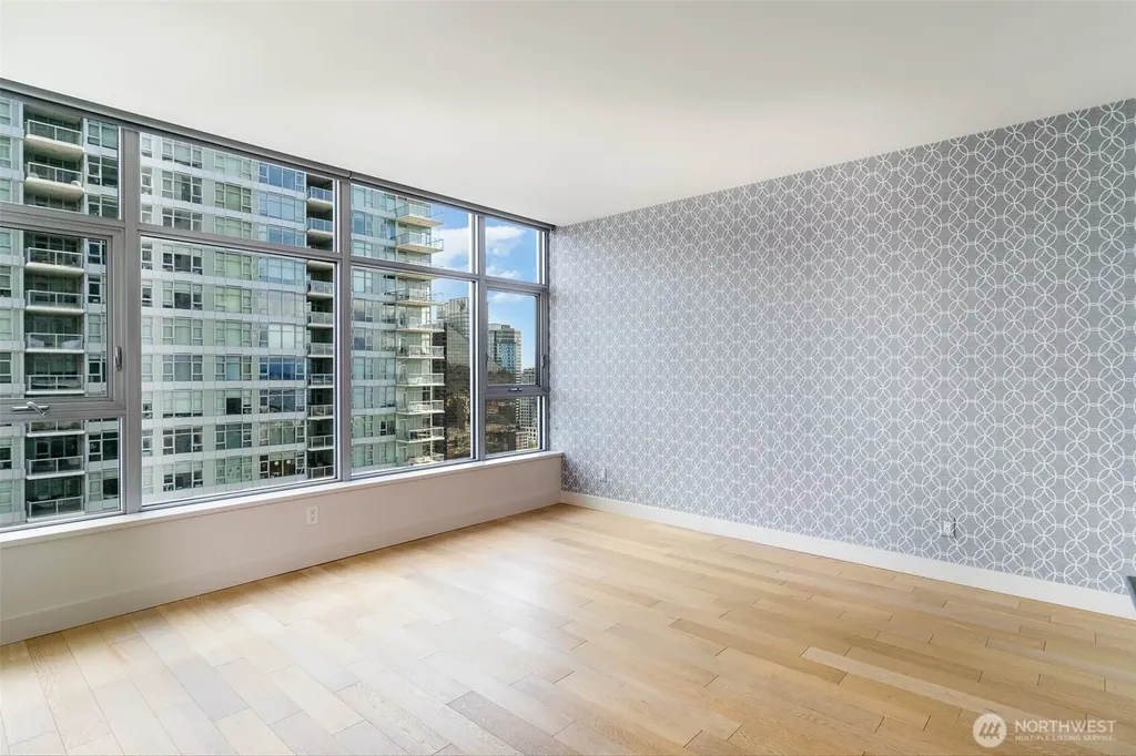 583 Battery Street Seattle WA 98112