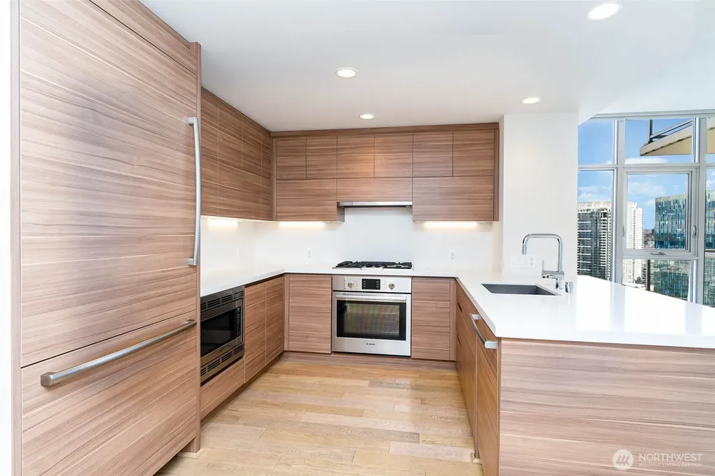 583 Battery Street Seattle WA 98112