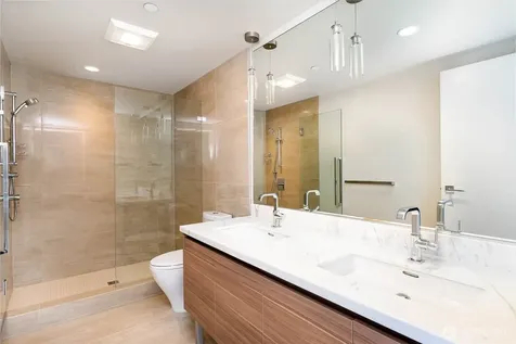 583 Battery Street Seattle WA 98112