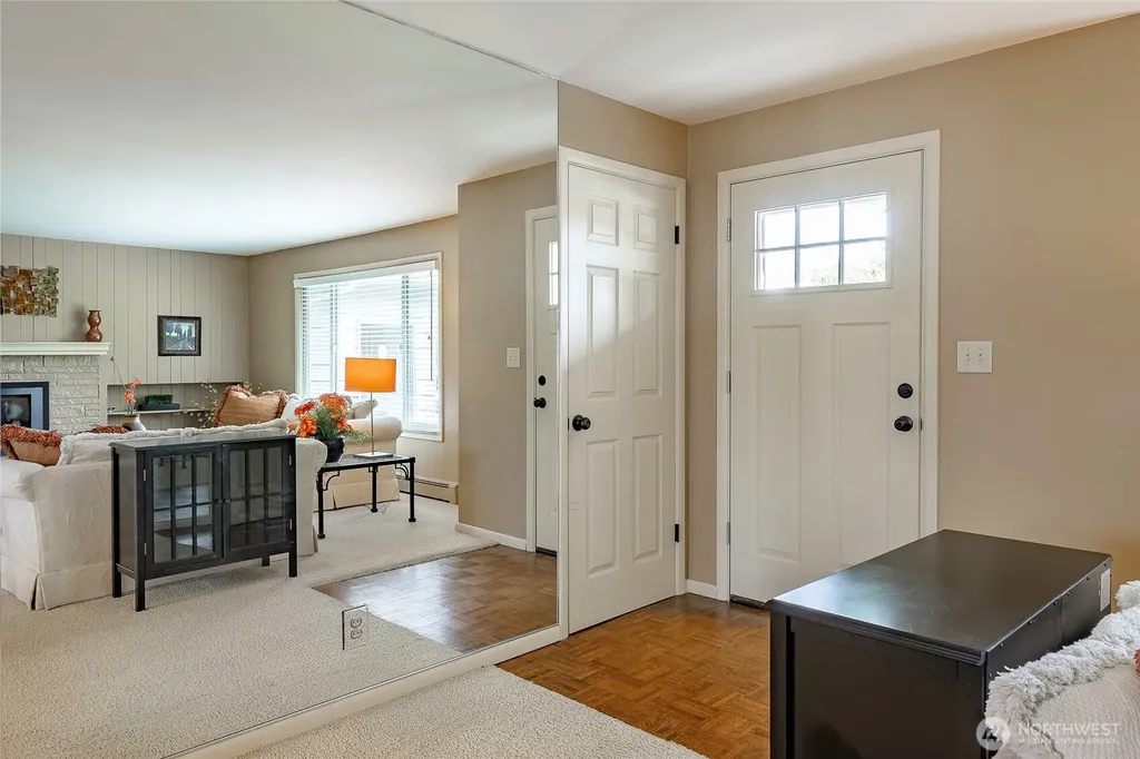 2808 Azalea Place Bellingham WA 98225