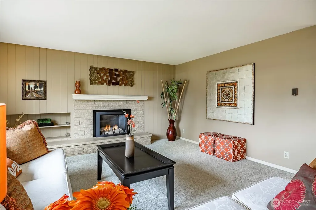 2808 Azalea Place Bellingham WA 98225