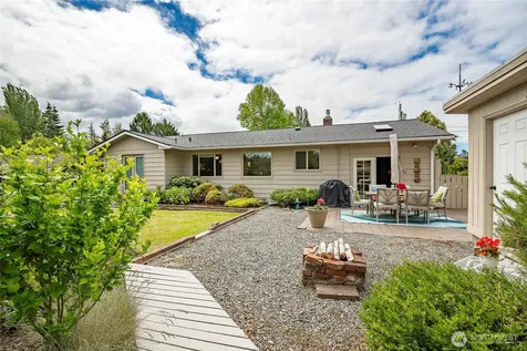 2808 Azalea Place Bellingham WA 98225