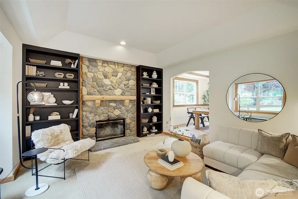 24116 107th Drive SE Woodinville WA 98077