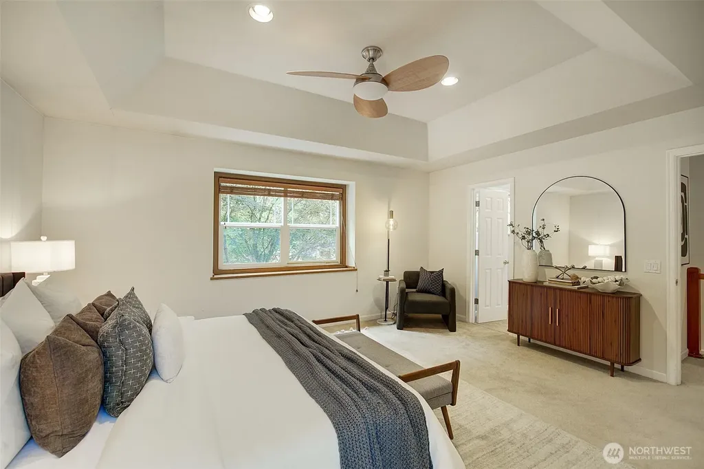 24116 107th Drive SE Woodinville WA 98077