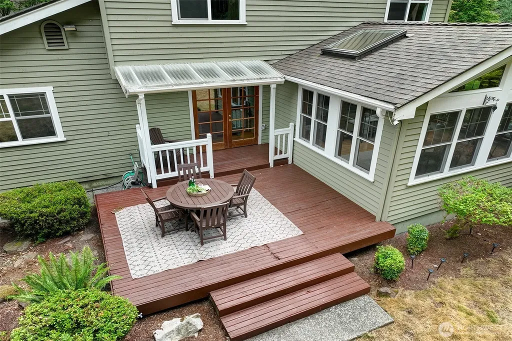 24116 107th Drive SE Woodinville WA 98077