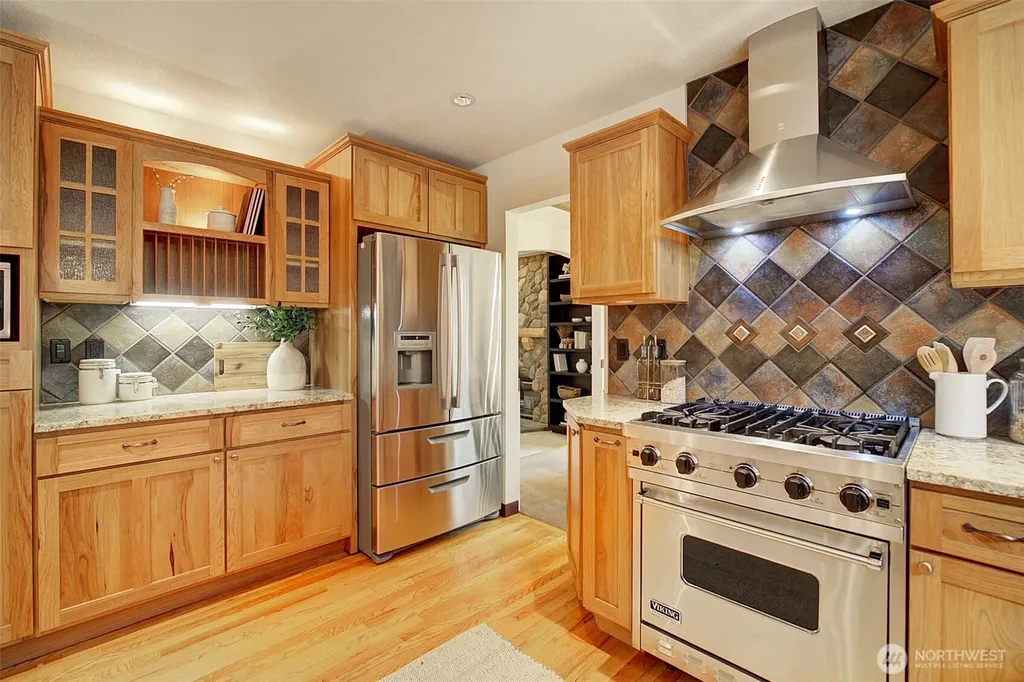 24116 107th Drive SE Woodinville WA 98077