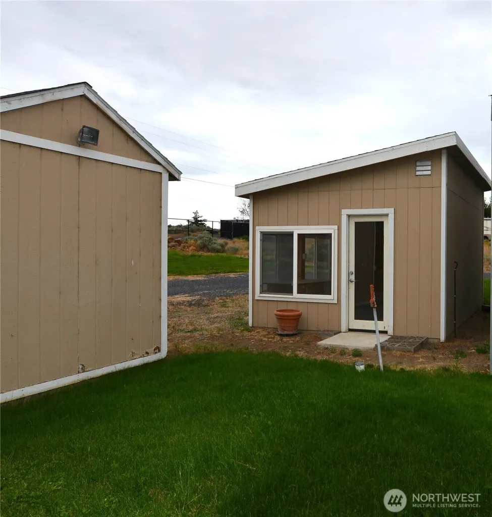 4828 Road 3.7 NE Moses Lake WA 98837