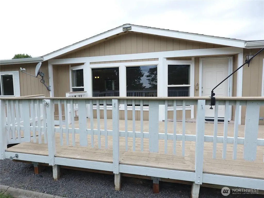 4828 Road 3.7 NE Moses Lake WA 98837