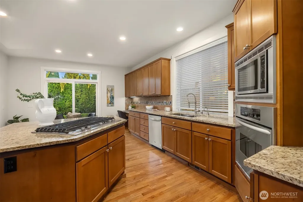 1226 269th Court SE Sammamish WA 98075